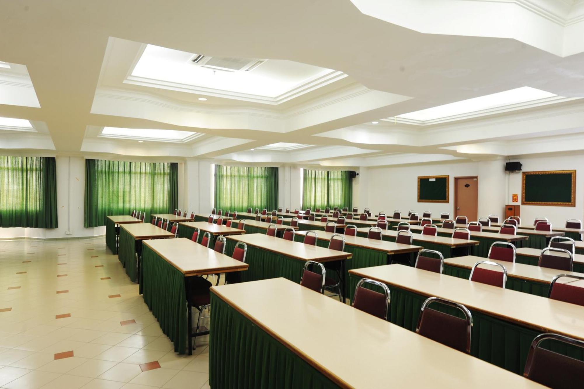 Hotel Green Park Темерлох Экстерьер фото